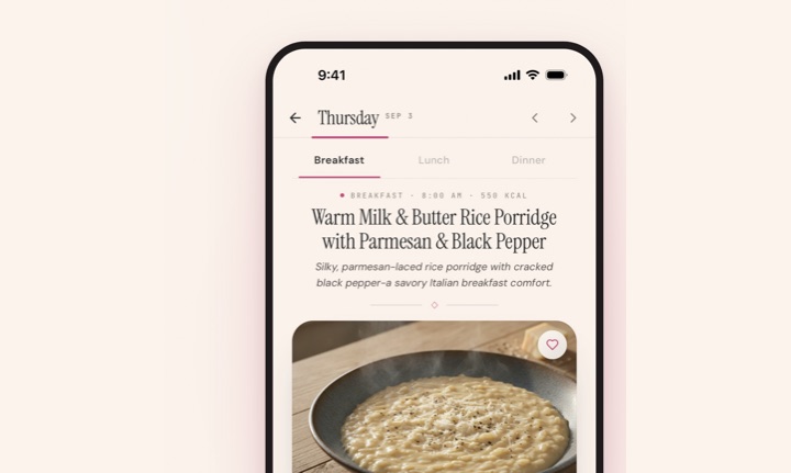 An iPhone showing a planned Thursday breakfast in WhatsCook.ing, with tabs for breakfast, lunch and dinner: Warm Milk and Butter Rice Porridge with Parmesan and Black Pepper, at 8:00 AM and 550 kcal, above a picture of the porridge in a pan